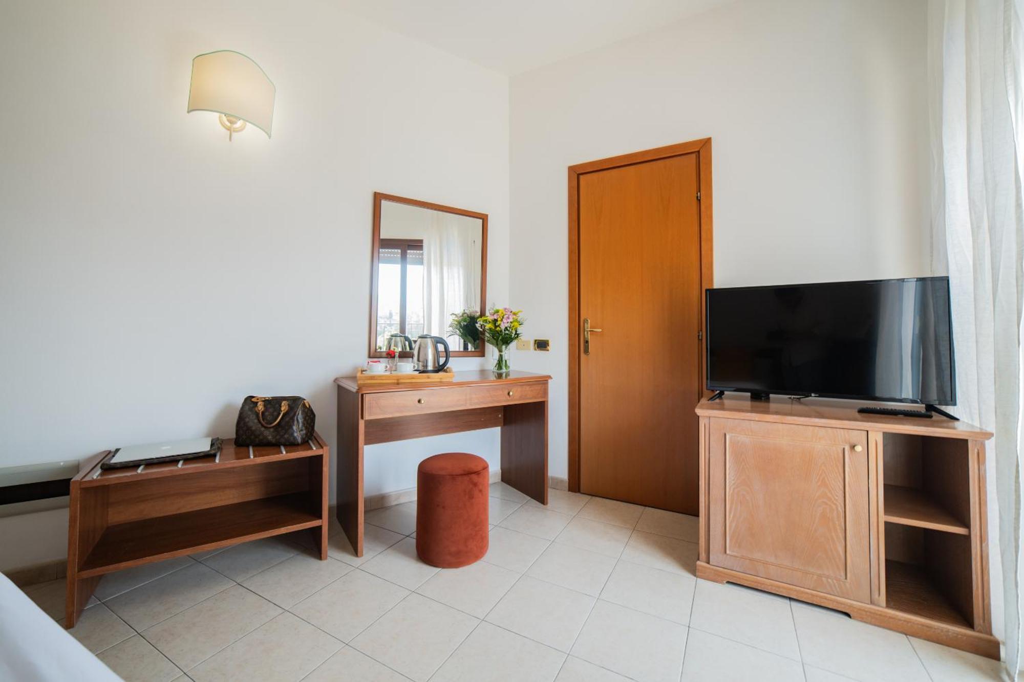 Bed and Breakfast Casa Pertosa Таорміна Екстер'єр фото